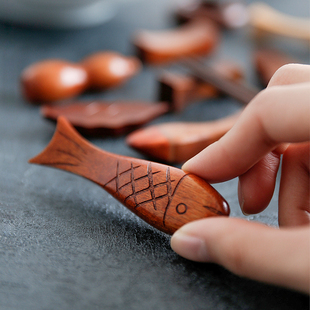 速发原木筷架鱼爱小可筷托日式家筷实木树叶用子架木质筷子托筷枕