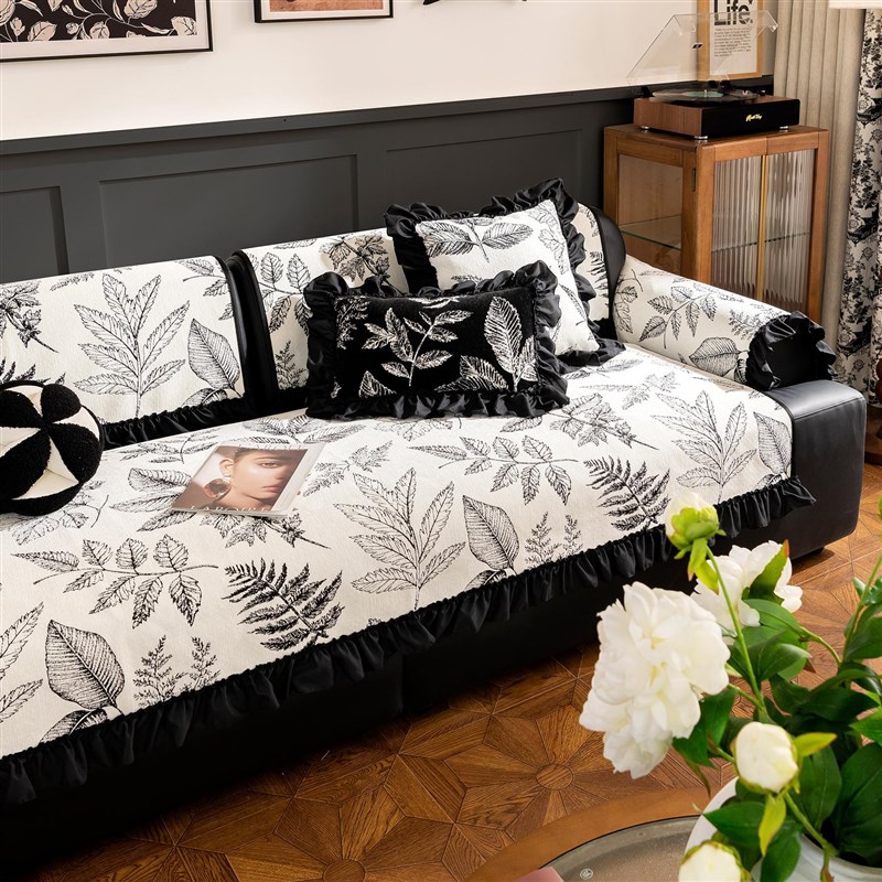 轻奢高级感沙发垫四季通用雪尼尔防滑2025新款客厅沙发盖布靠背巾