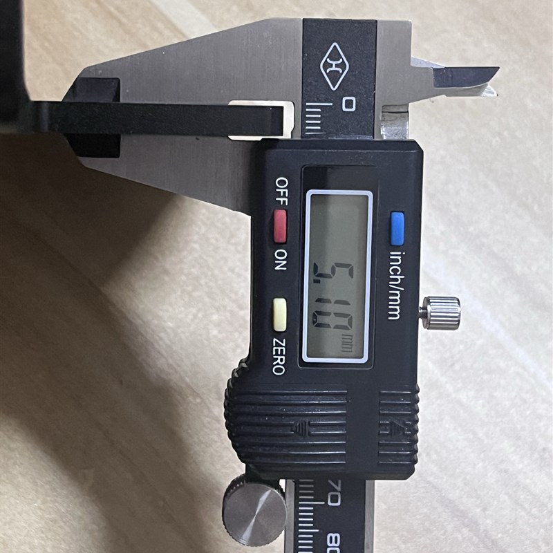 红米23.d8寸/27寸显示器悬挂壁挂机械臂支架VESA转接板转接器