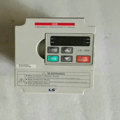 (议价)变频器LS SV004iG5-1成漂亮，功能正常。