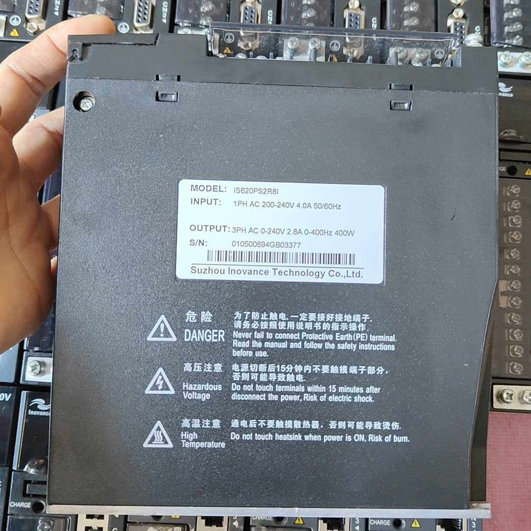 【汇生】汇川伺服驱动器 lS620PS2R8l  400W9成新【议价】