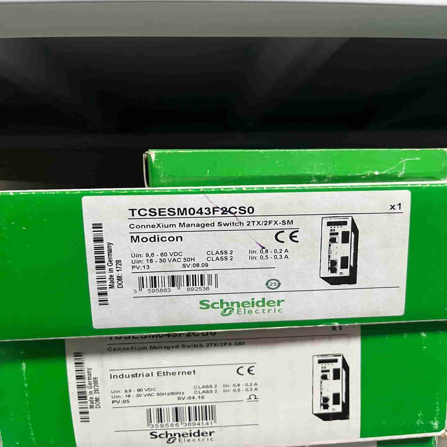 TM218LDA60DRN施耐德PLC可编程控制器正议价