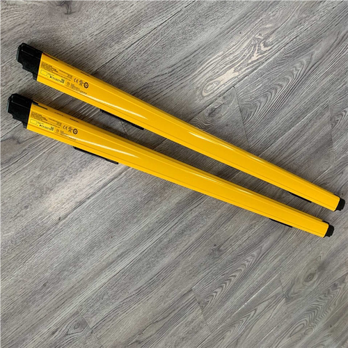 基恩士GL-R48H安全光栅，原装正品，9新，功能包好，无拆~议价