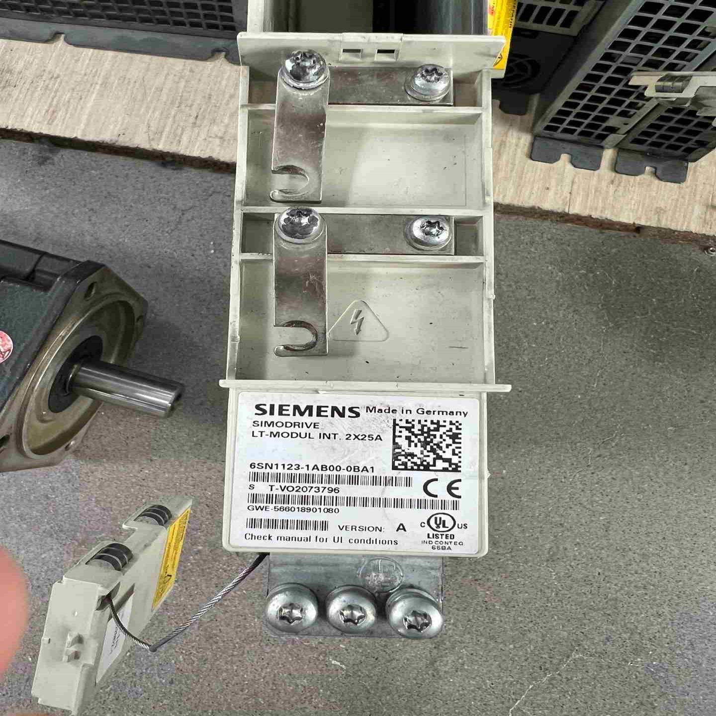 6SN1123-1AB00-0BA1 2x25A驱动器议价