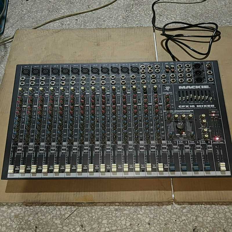 美奇MACKIE CFX16 MIXER调音台 品相如图 需（咳咳电子）