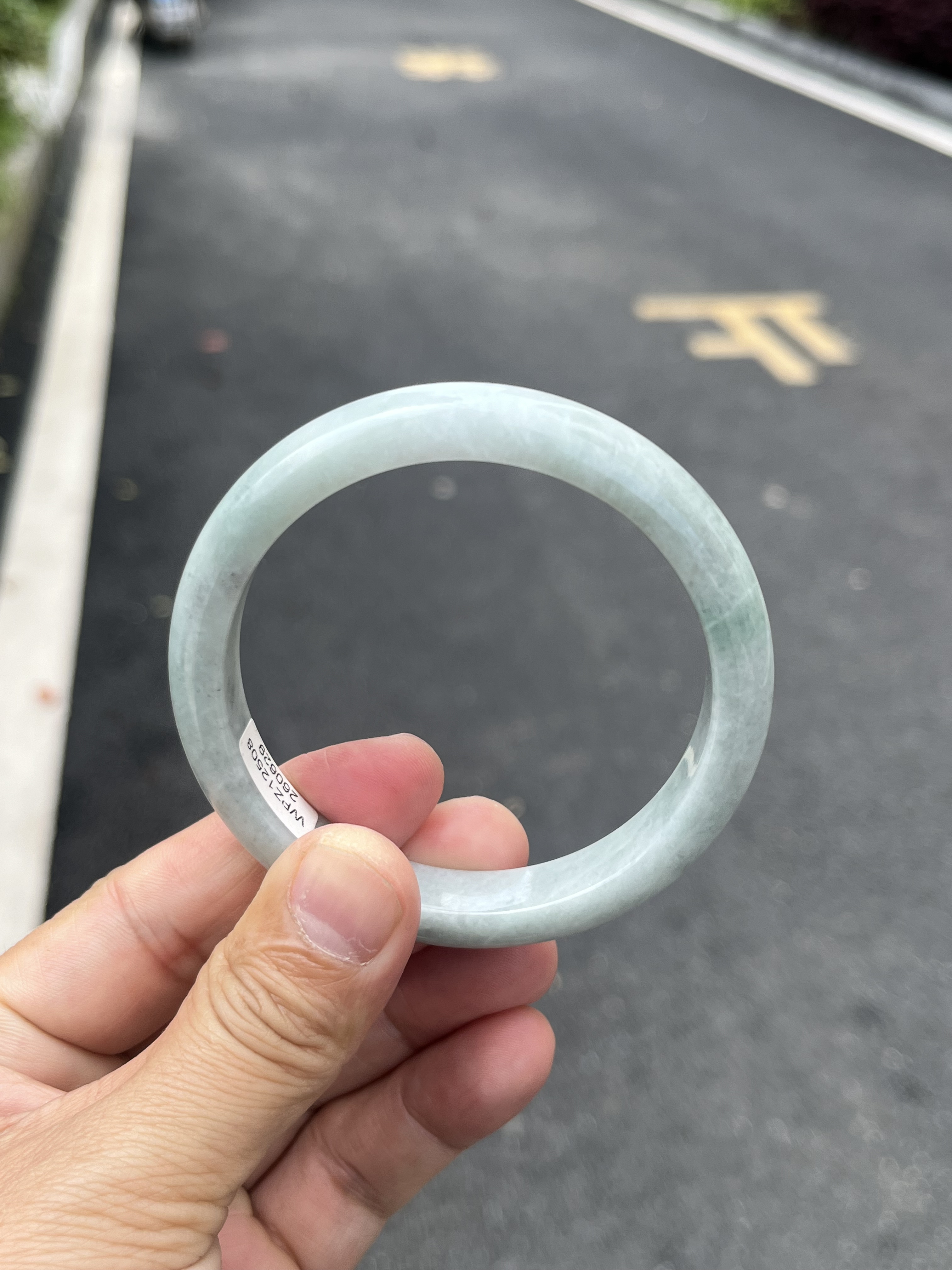 【特价】0826-0629天然A货翡翠58圈蓝绿底有点棉线