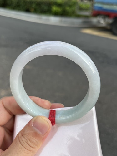 1123-1185天然A货翡翠56-12.5-8水润细腻干净淡紫淡绿底有点石纹