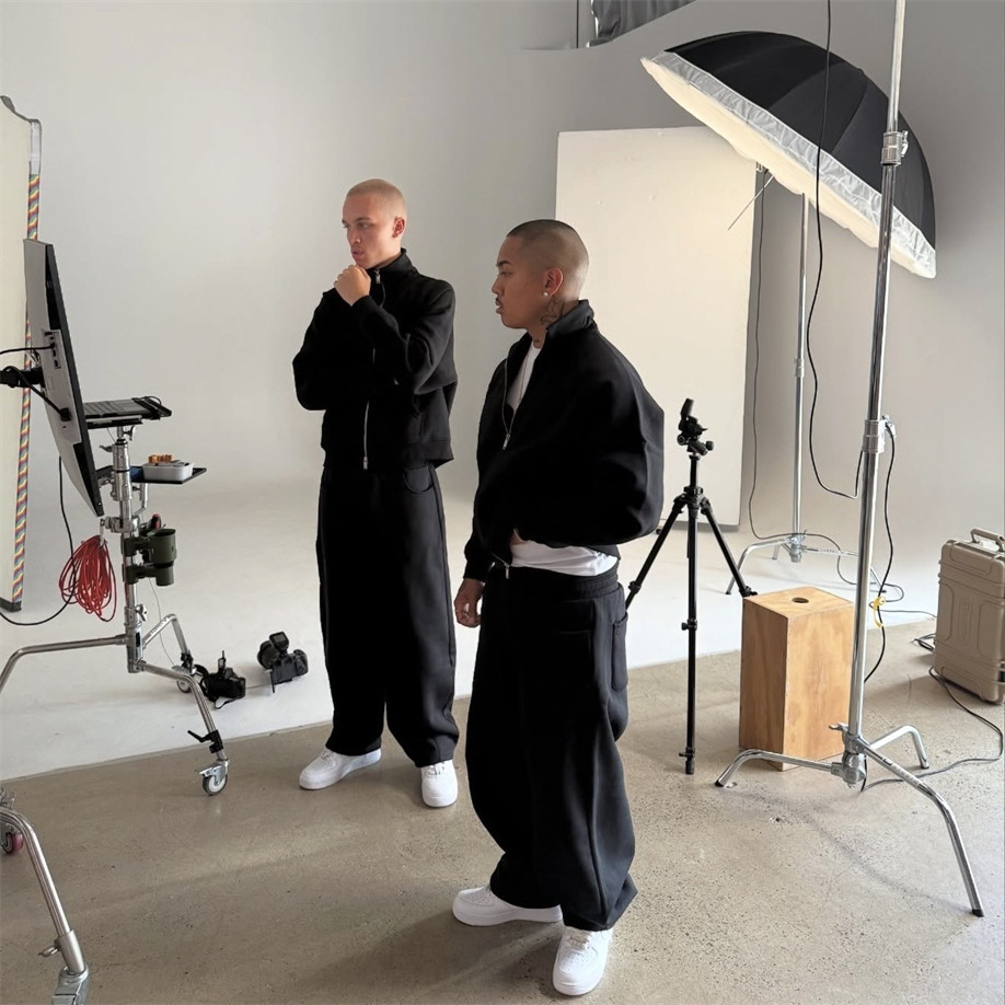 Sweats懒懒风立领拉链夹克男女