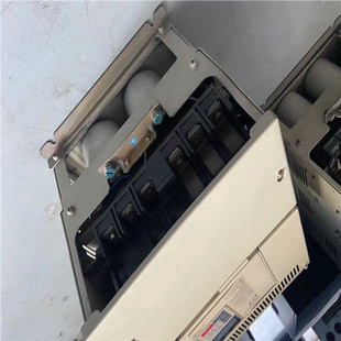 崽崽配件 安川变频器CIMR 380V G7A4022 22KW