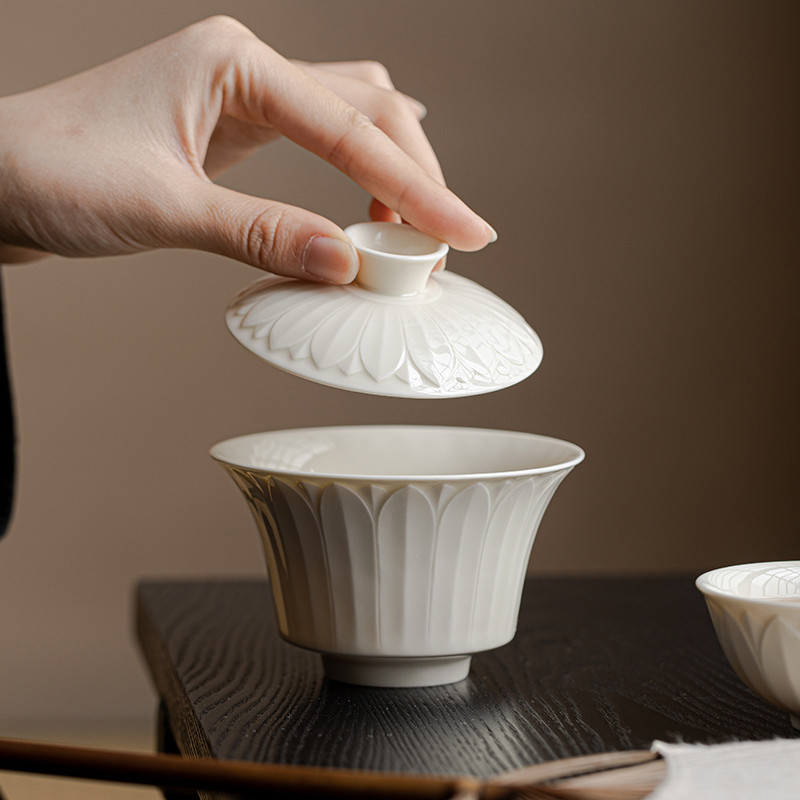 仿宋定窑白陶瓷盖碗茗茶杯功夫茶具三才大容量不烫手家用泡茶碗