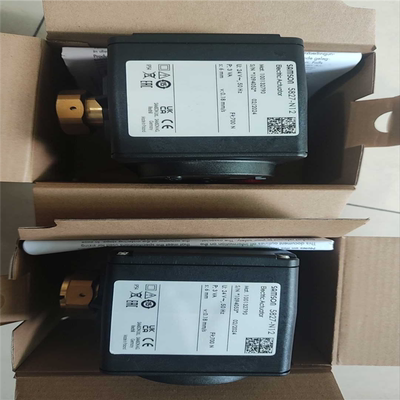 泡沫黑盒子5827-N12一共4台需要了联系【议价】