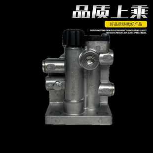 道依茨TCD7.8沃尔沃发动机04504438油水分离器04506917铝座手油泵