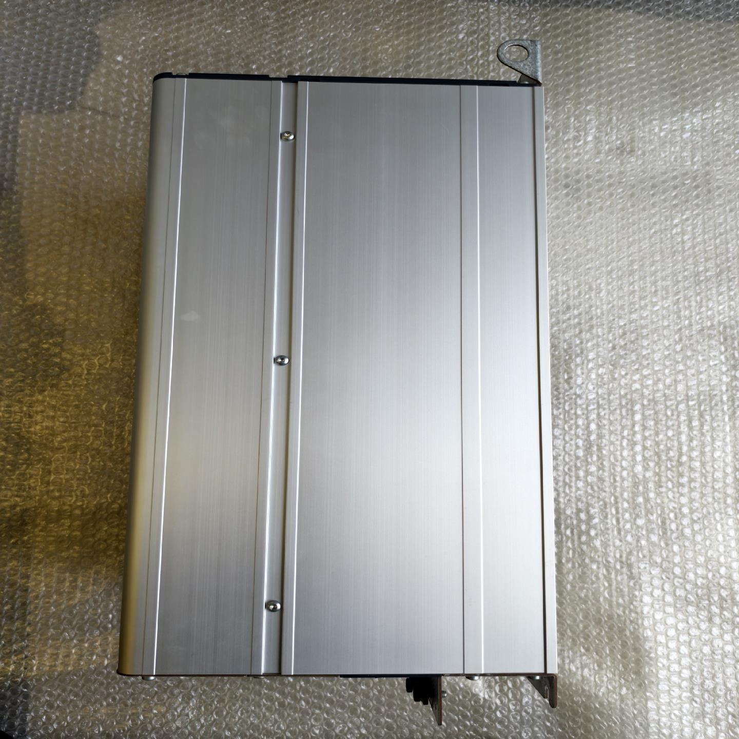 丹佛斯变频器 FC-202P22KT4E20H2XNC XX（憨憨电子）