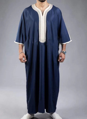 Short sleeved embroidered Arabian robe短袖绣花阿拉伯长袍