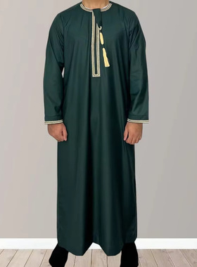 Short sleeved embroidered Arabian robe短袖绣花阿拉伯长袍