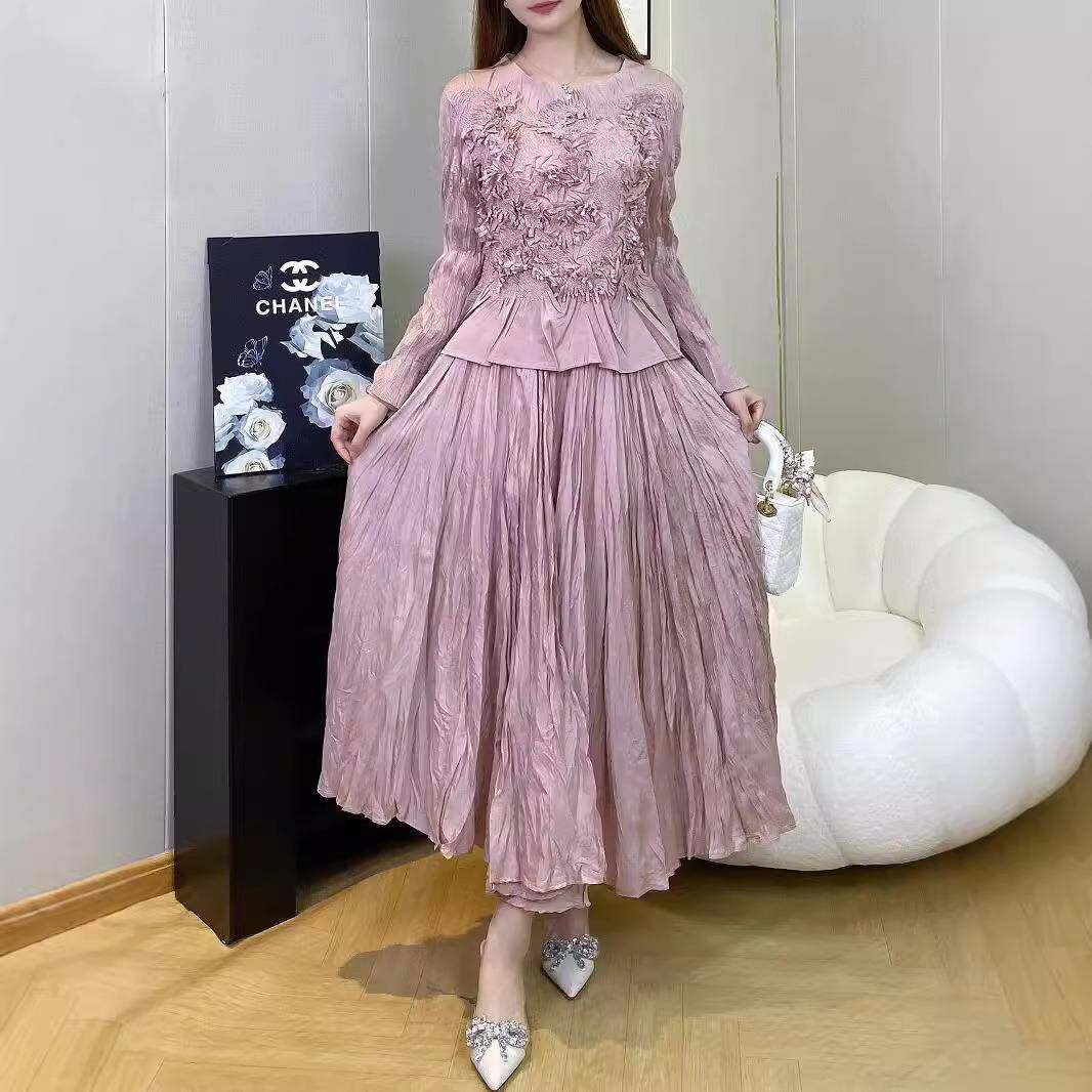 高级感手工堆花皱套装女春夏时尚圆领短袖上衣大摆半身裙两件套