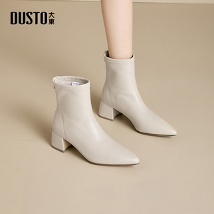 大东女鞋时装靴2025冬季新款时尚百搭简约舒适尖头粗跟通勤女单鞋