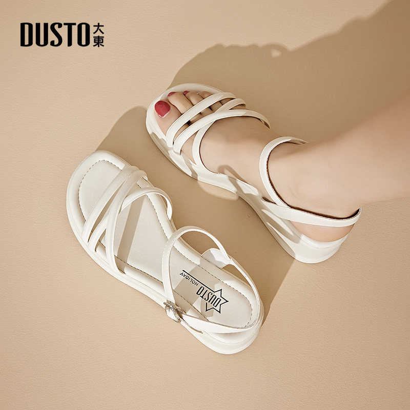 大东女休闲凉鞋2026夏季新款优雅平底百搭中跟一字扣绑带方头女鞋