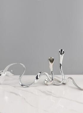 北欧创意几何飘带金属烛台摆件客厅餐厅酒店样板房软装家居装饰品