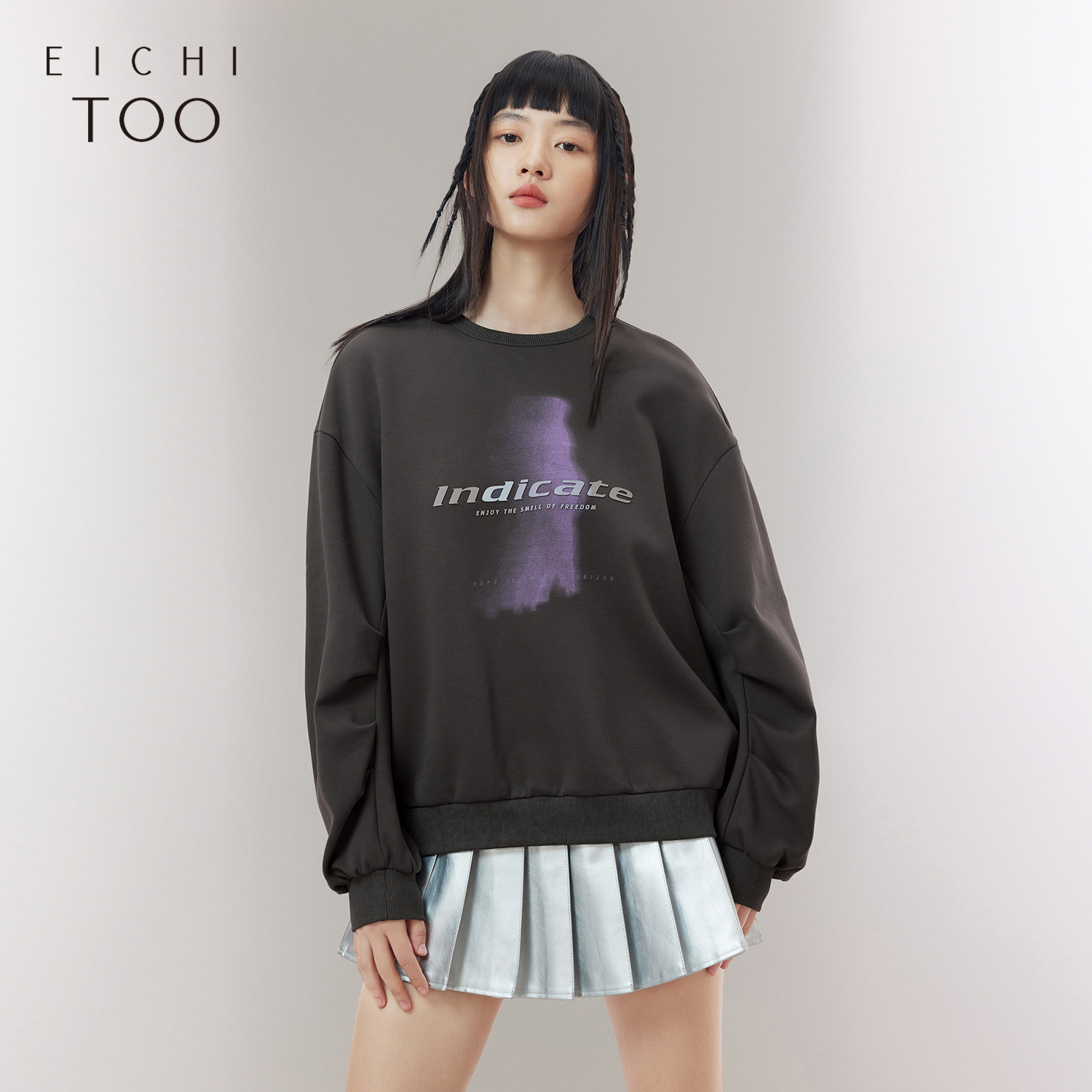 字母印花 宽松时尚