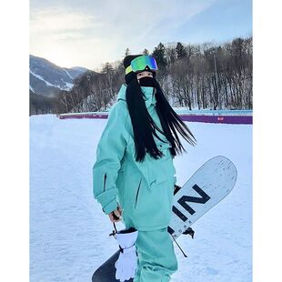 冬季时尚防水双板男女款连帽滑雪服衣裤套装加绒可爱