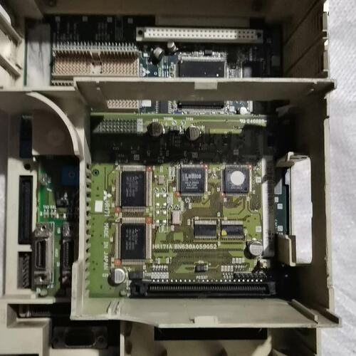 议价三荾数控主机控制器HR171A-BN638A059G52，B可维修