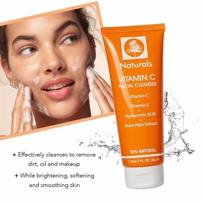 Face Cleanser Vitamin C Whitening Facial Wash Moisturizer乳