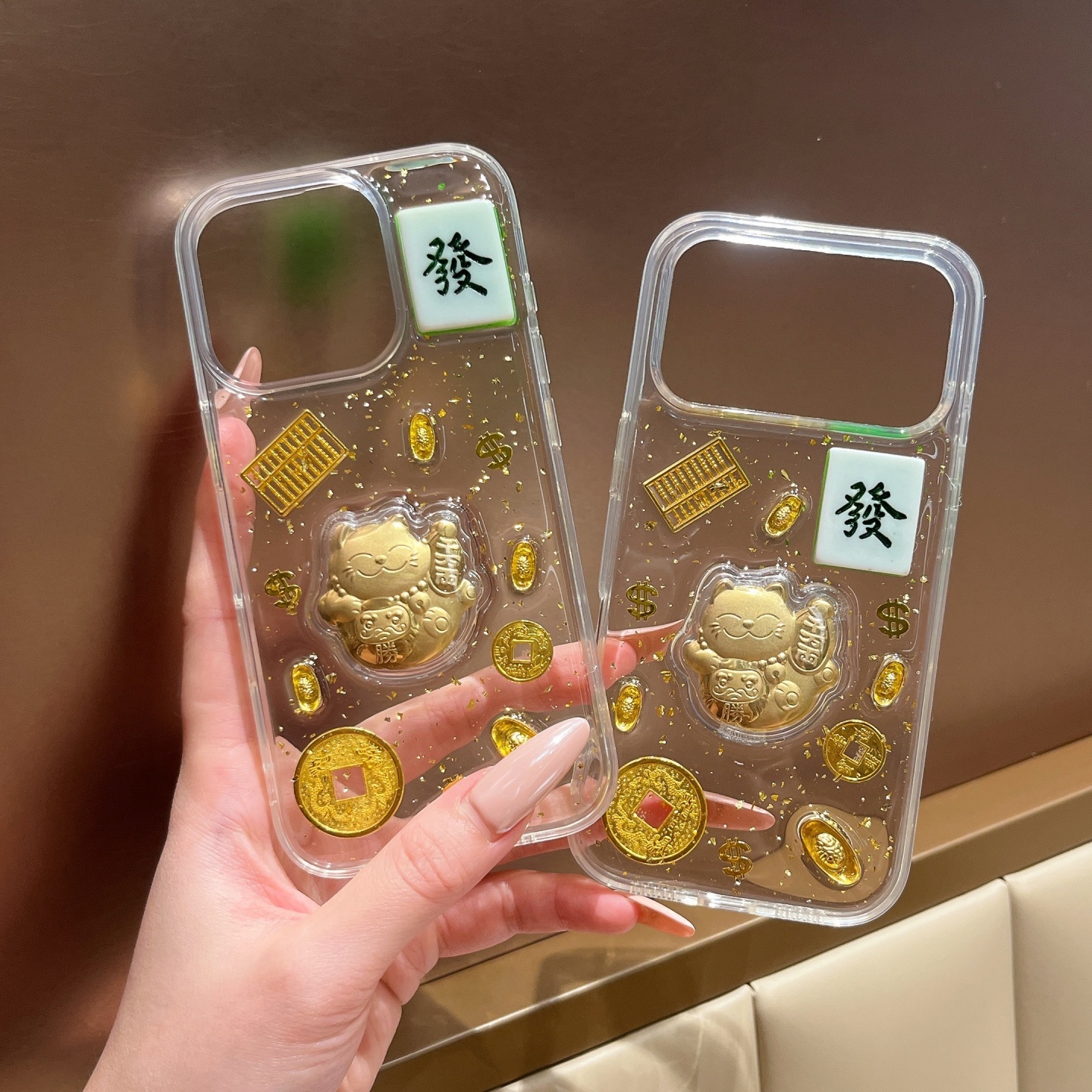 适用苹果17麻将招财猫金箔手机壳
