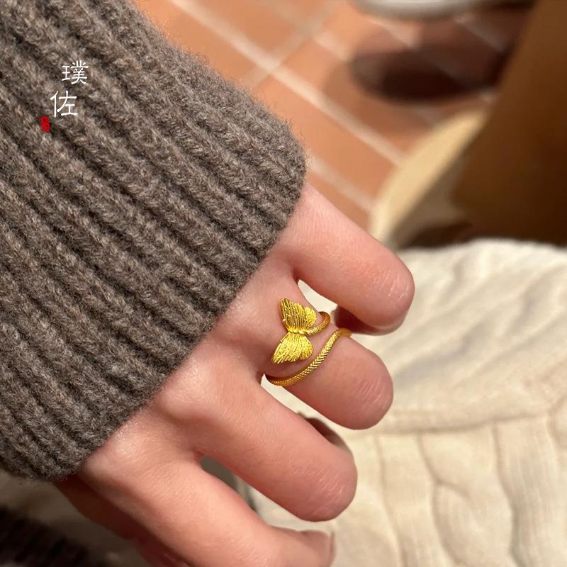 金店同款沙金蝴蝶与灵蛇缠绕宿命感金色指环小众设计感食指戒