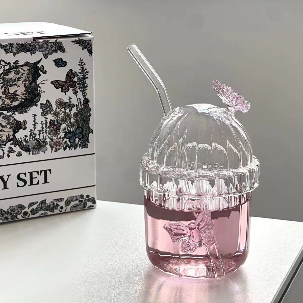 蝴蝶可爱爆款吸管玻璃杯粉色夏季小红果汁杯子牛奶水杯居家喝水