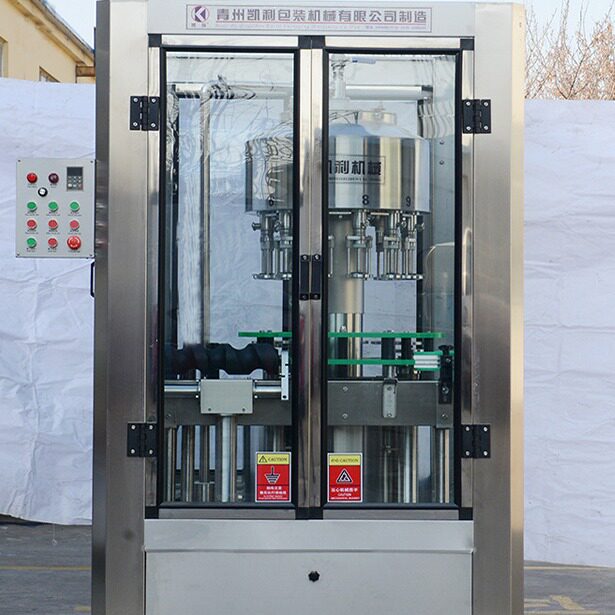 全自动桦树汁灌装旋盖贴标机