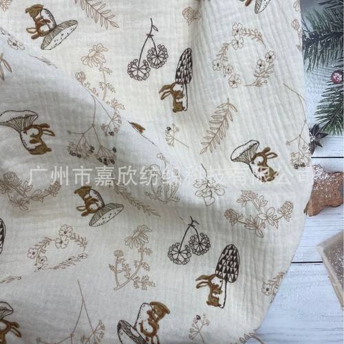 全棉双层纱布料muslin绉印花松鼠皱布母婴口水巾睡衣家居服面料