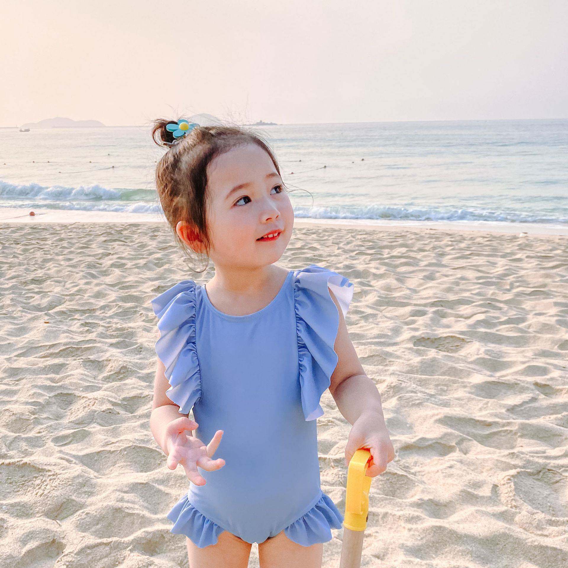 新款宝宝泳衣女婴儿连体女童比基尼可爱速干露背蝴蝶结儿童游泳衣