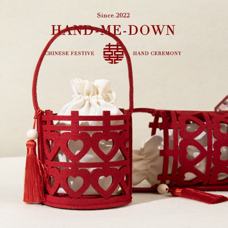 新中式伴手礼品袋毛毡包镂空手提包婚礼喜糖瓜子盒婚礼宾客回礼