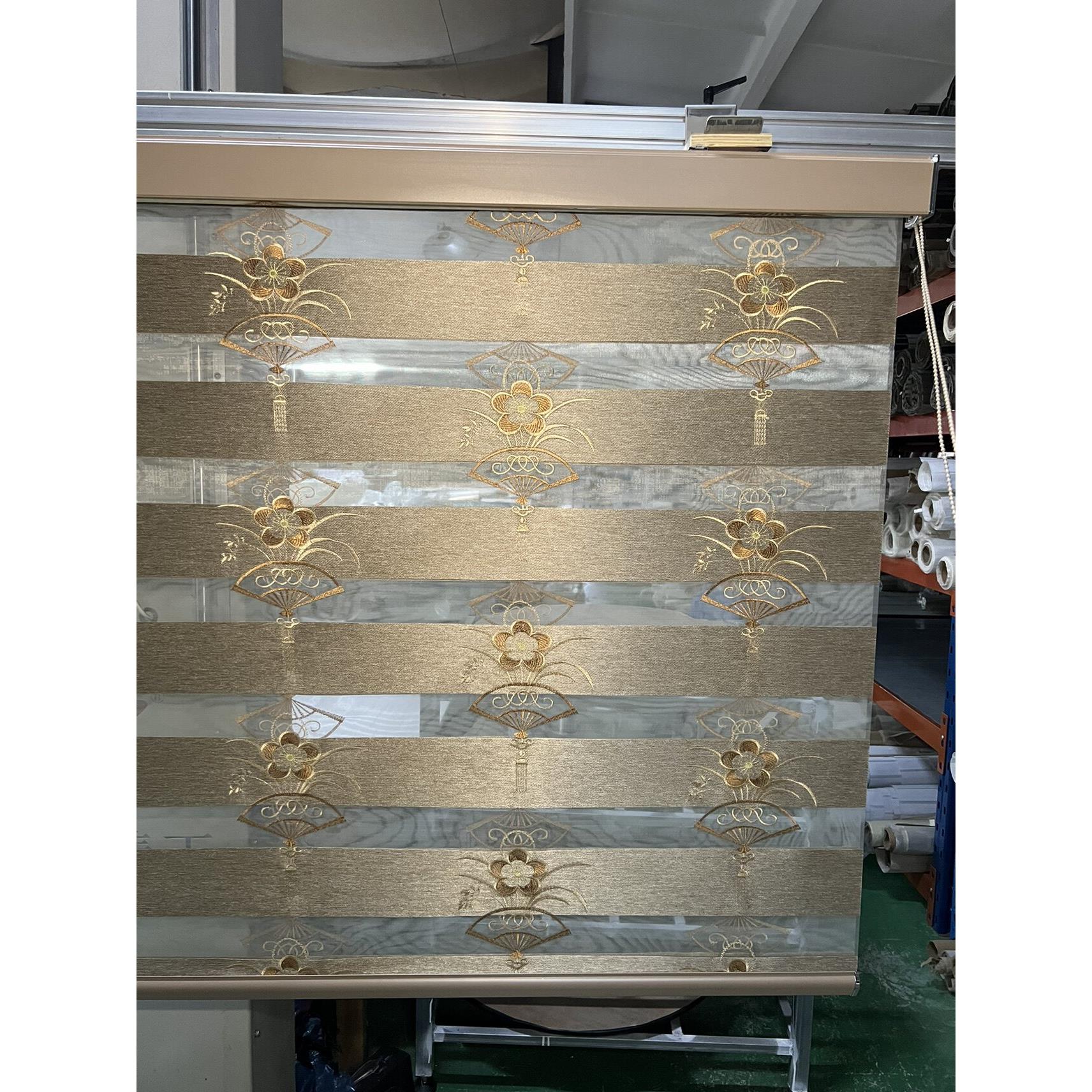 中式VWS绣花窗遮阳卷帘客厅书房妆室阳化台百窗拉帘扇子帘柔叶纱