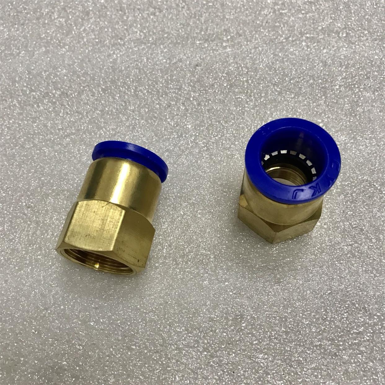 四分内螺纹 DN15 G1/2*16 内丝快插pu管接头 G1/2 接外径16mm气管