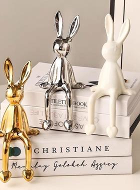 现代轻奢酒柜电视柜兔子摆件创意客厅玄关柜可爱长耳兔桌面装饰品