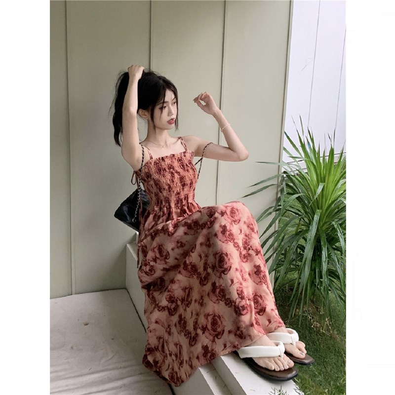 速发大码法式复古花瑰假玫收腰吊带连衣裙开衫夏度碎长裙子