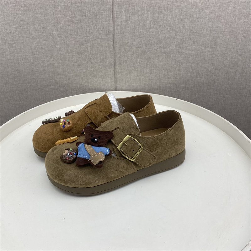 撤柜处理折扣外贸女鞋2026春新款卡通可爱风勃肯鞋休闲时尚女单鞋