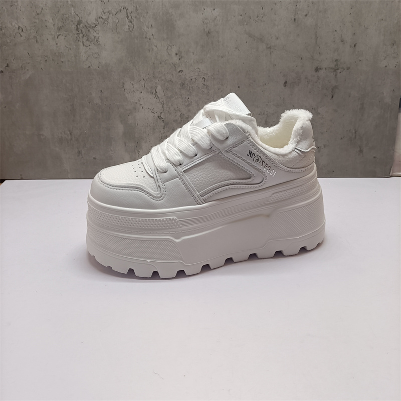 撤柜处理折扣外贸女鞋2025冬新款增高百搭小白鞋休闲舒适女棉鞋