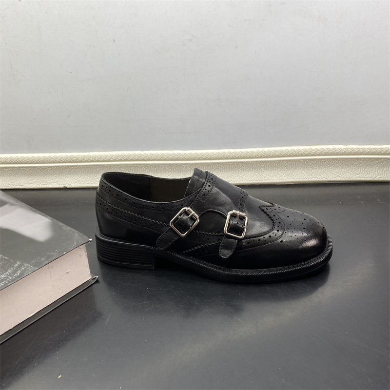 撤柜处理折扣真皮女鞋2025冬新款一脚蹬休闲雕花乐福鞋牛皮女单鞋,女鞋,深口单鞋,淘宝优惠券,粉丝福利购,淘宝优惠卷