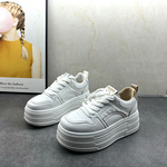 撤柜处理折扣外贸女鞋2026春新款时尚百搭小白鞋舒适休闲女单鞋