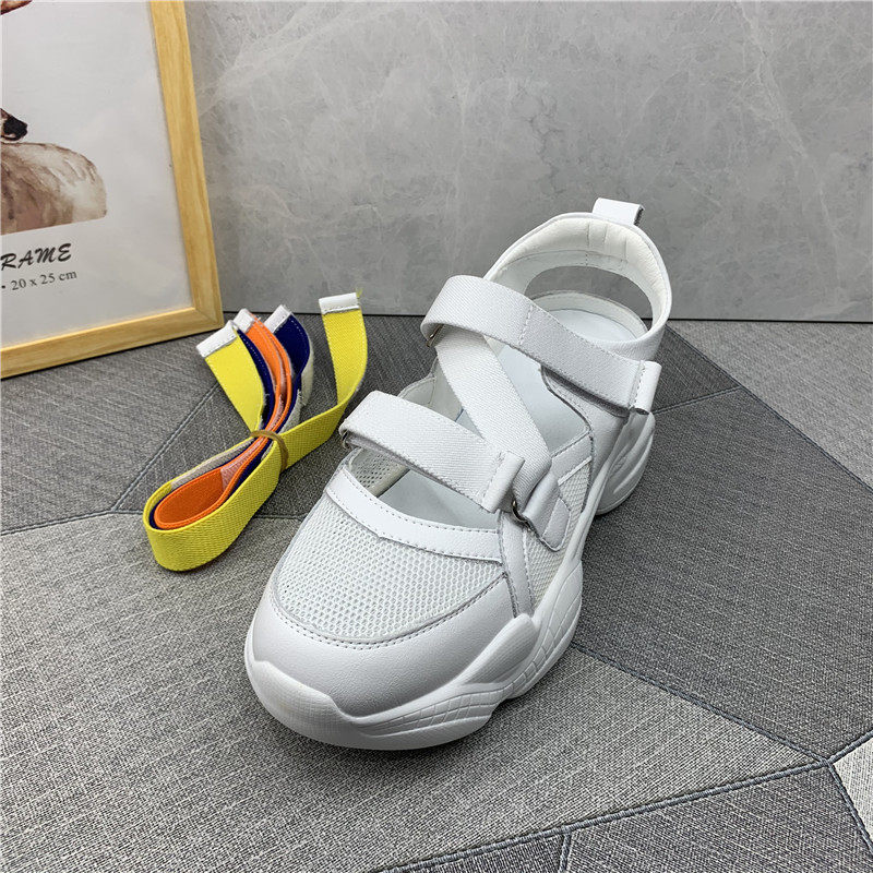 真皮时尚镂空休闲风运动女鞋折扣