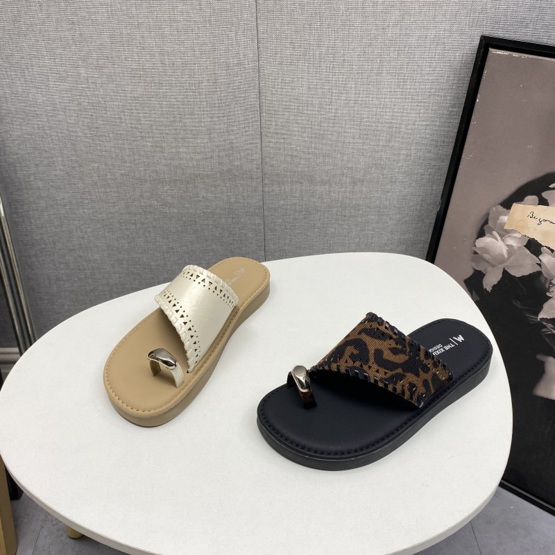 撤柜处理折扣外贸女鞋2026夏新款套趾仙女风踩屎感外穿休闲女拖鞋