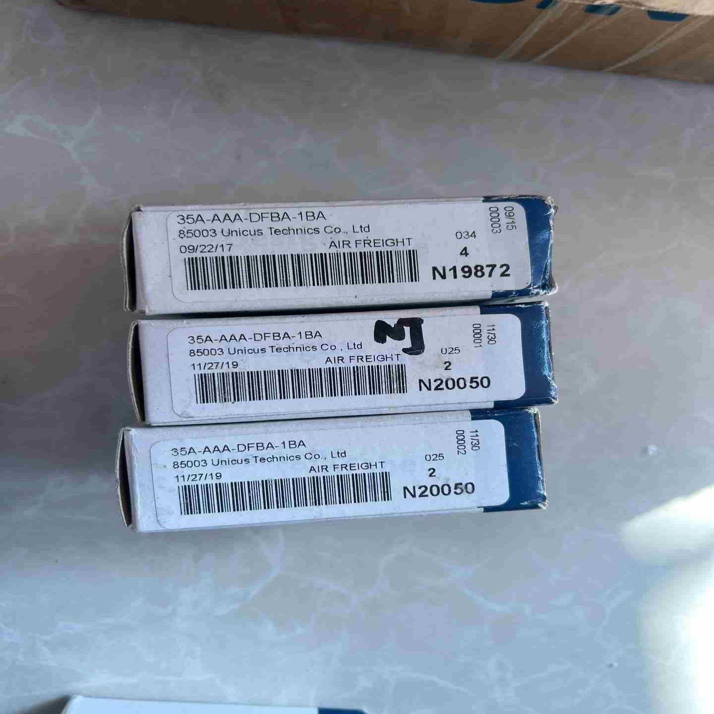 MAC电磁阀35A-AAA-DFBA-1BA有3个全议价
