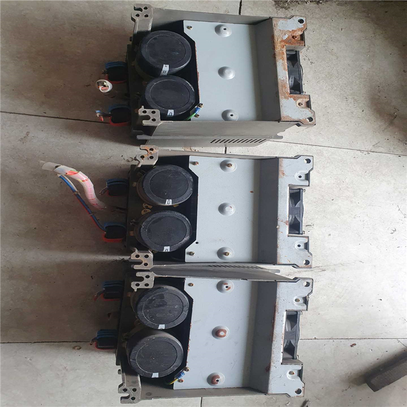 富士5000p11 7.5kw变频器frn7.5p11s设备（反映电子）