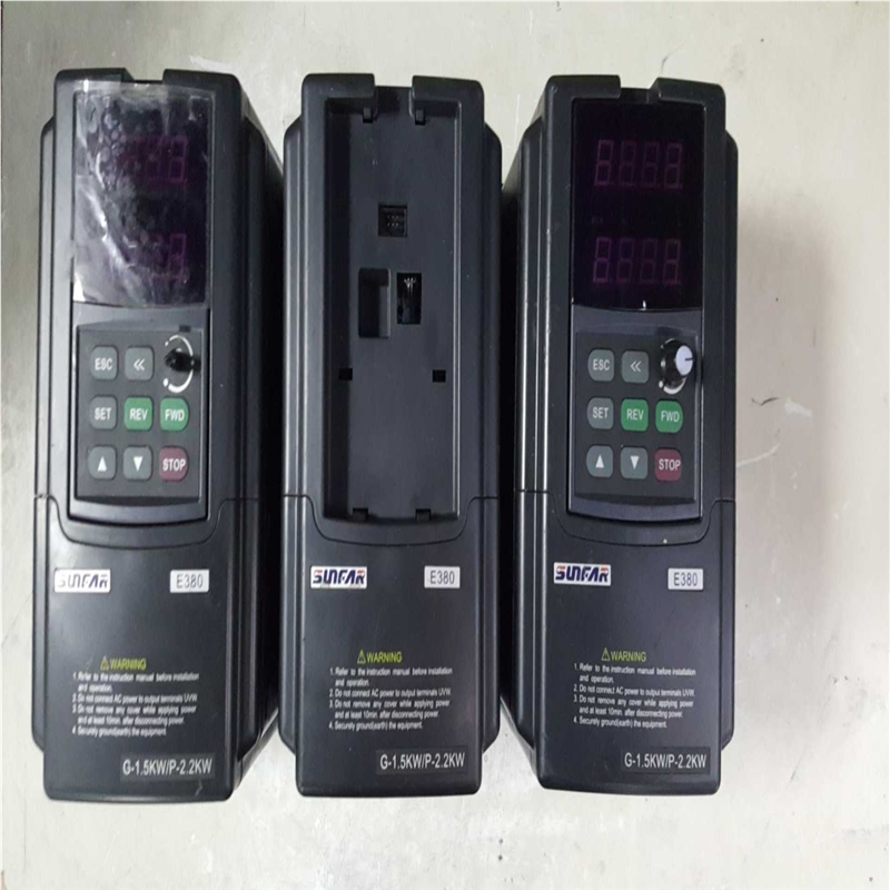 E380-4T0015G/0022P四方380V1.5K(崽崽配件）