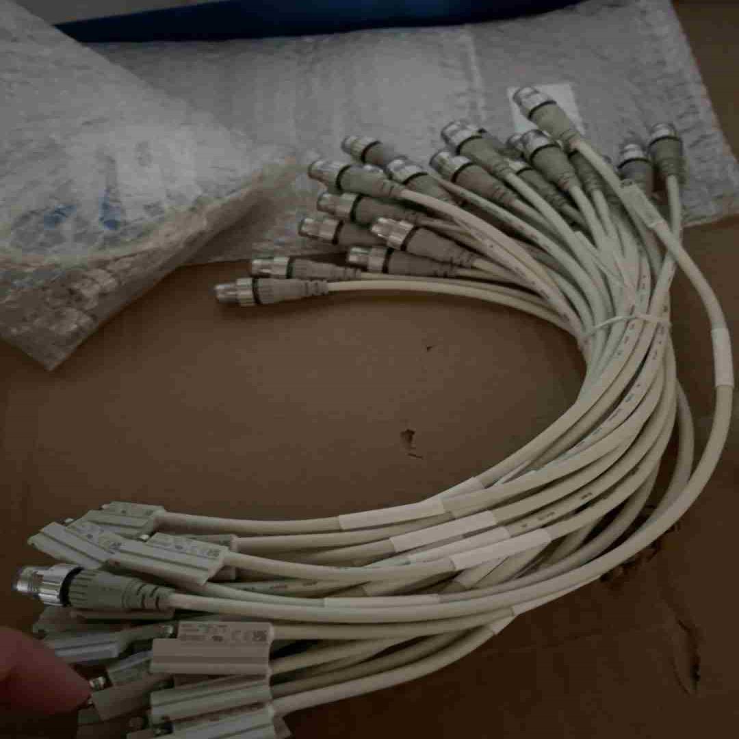 SMC磁性开关D-P3DWASE一共40条单价120议价
