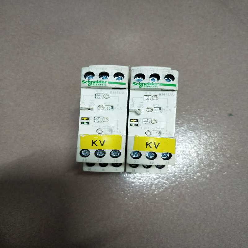 议价施耐德安全继电器RM4UA32MW,二手拆机货，成色如图
