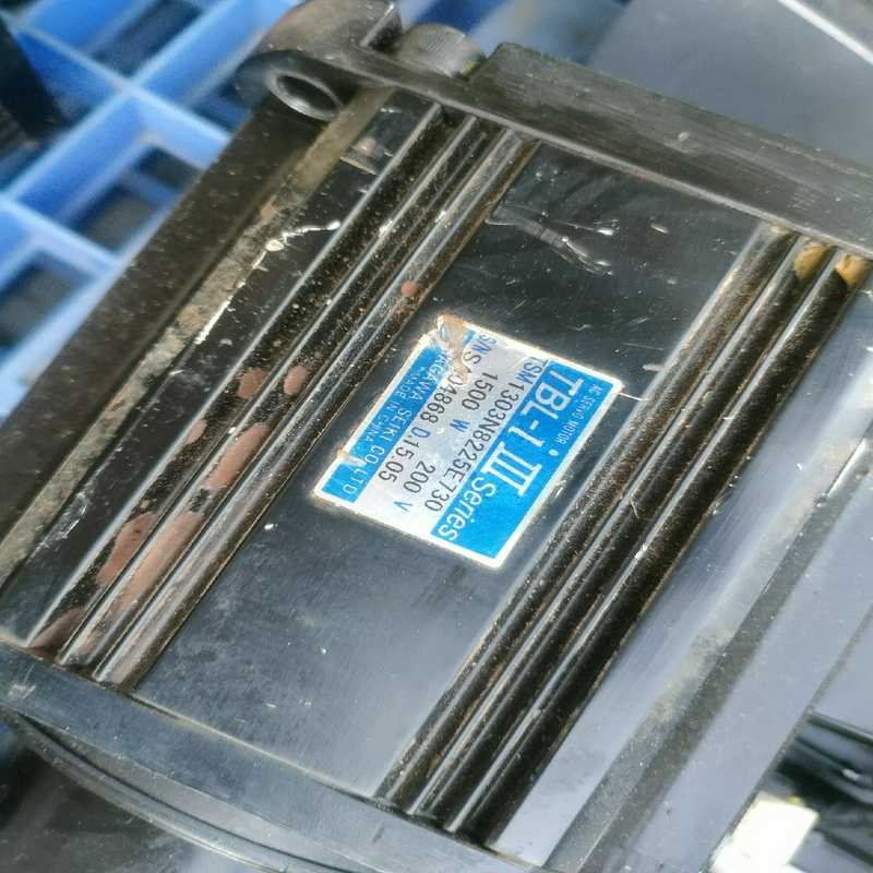 多摩川电机TSM1303N8225E730 1500w实物图（崽载电子）